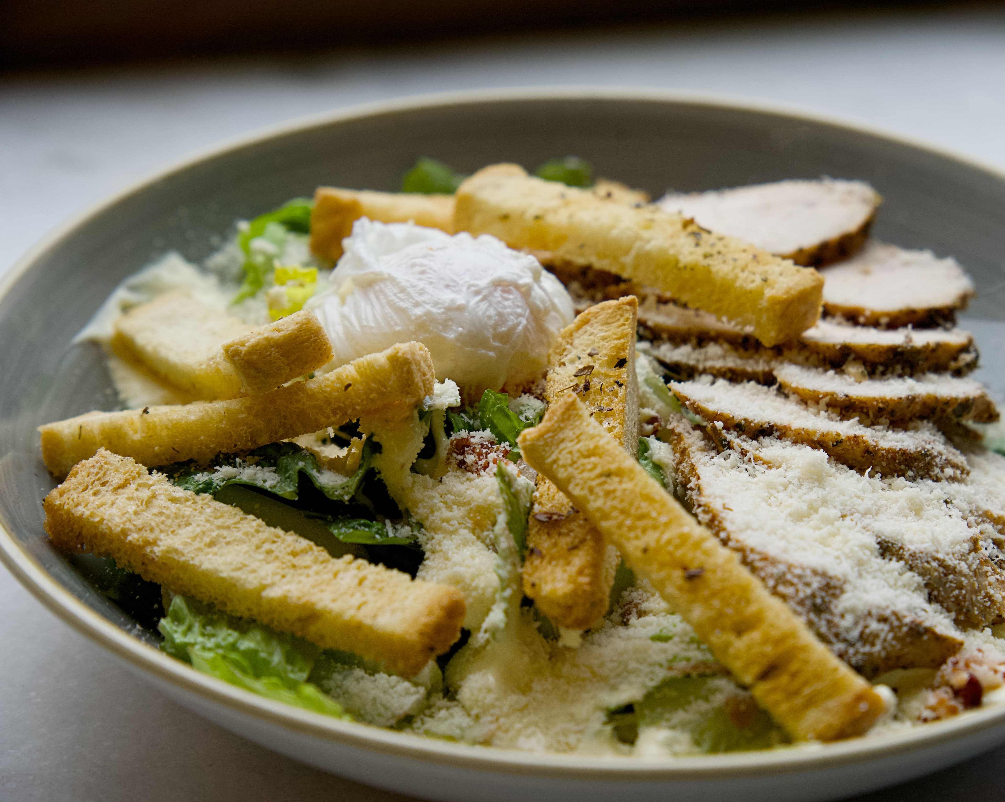 Caesar salad with chicken